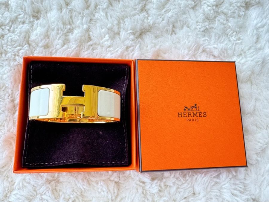 ［5折］HERMES 愛馬仕 白色 琺瑯 金扣 Clic Clac H 寬版手環-0