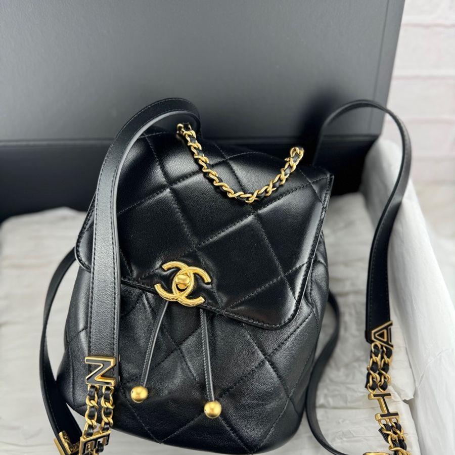 香奈兒Chanel 24S 黑金羊皮 雙金球  金色字母鍊條背帶 雙肩背包  手提/ 側背/ 後背-5