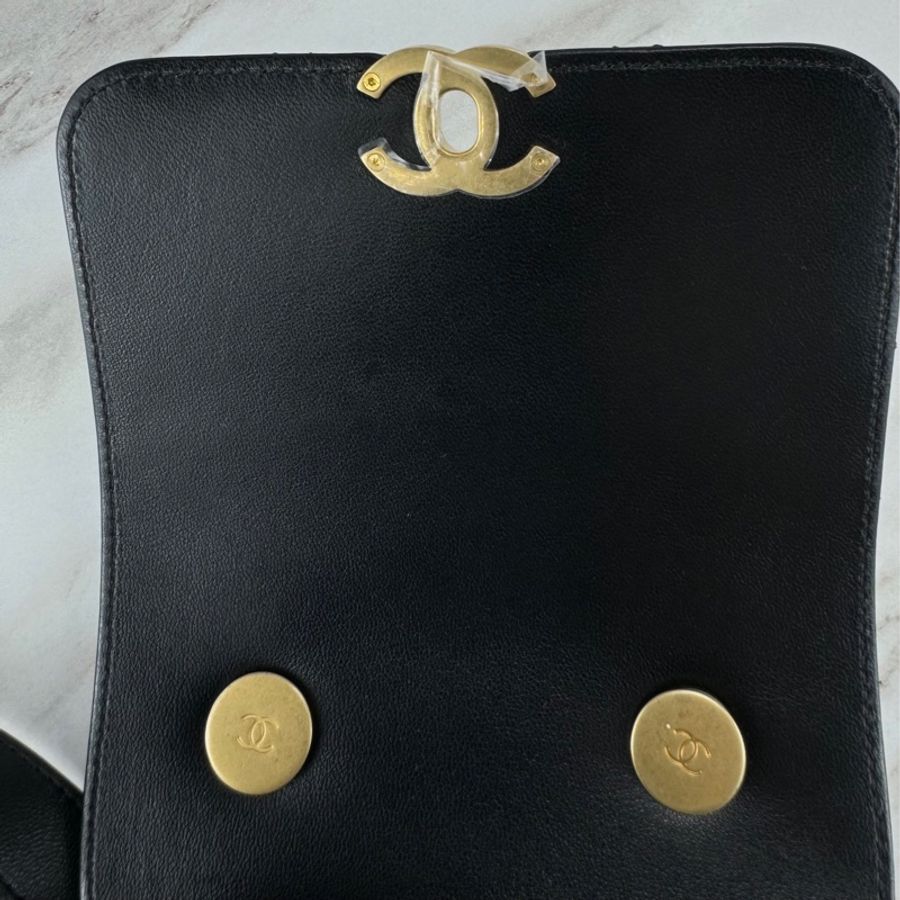 香奈兒Chanel 24S 黑金羊皮 雙金球  金色字母鍊條背帶 雙肩背包  手提/ 側背/ 後背-12