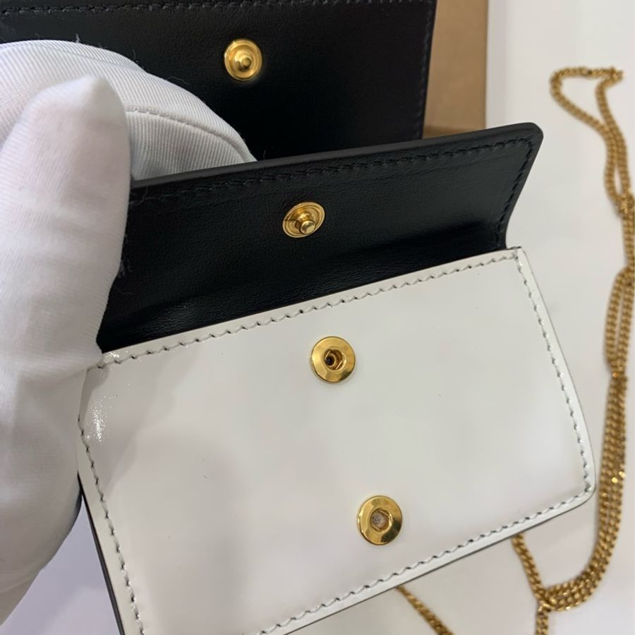 Burberry 天使 印花 白色卡夾 名片夾 小廢包 斜背包 肩背包 零錢包 卡包 WOC 鏈條包 鏈帶包-17