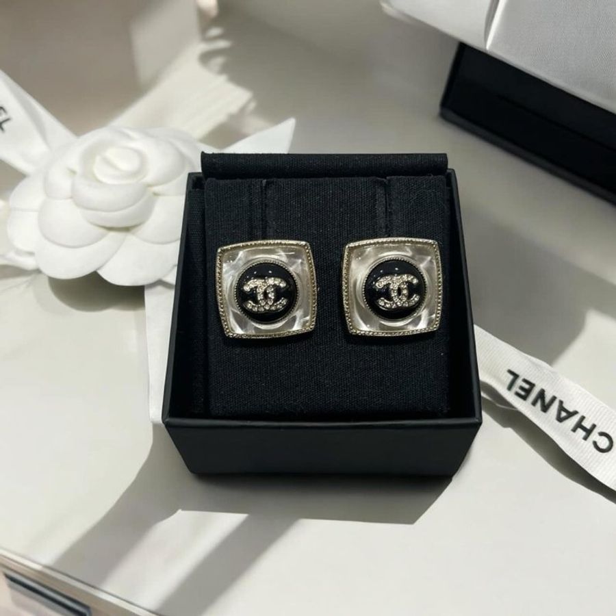 CHANEL金邊水鑽雙C方型耳環-0