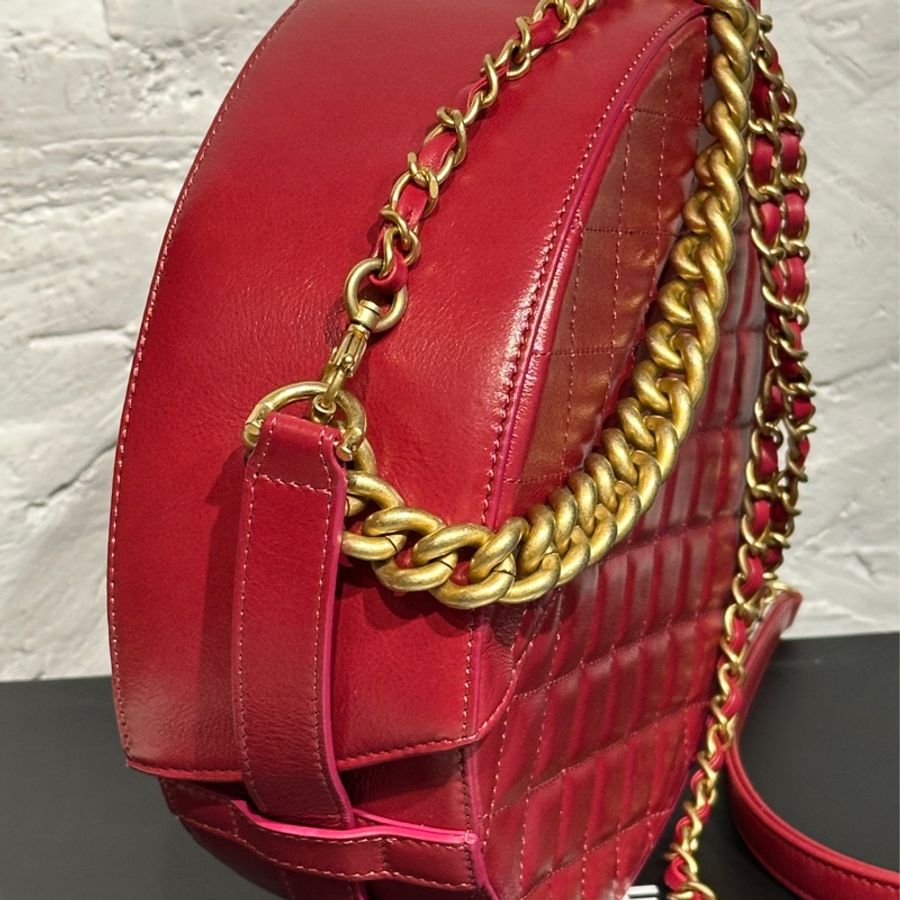 CHANEL香奈兒經典雙C LOGO菱格紋復古鍊帶斜背手替圓餅包紅色-12