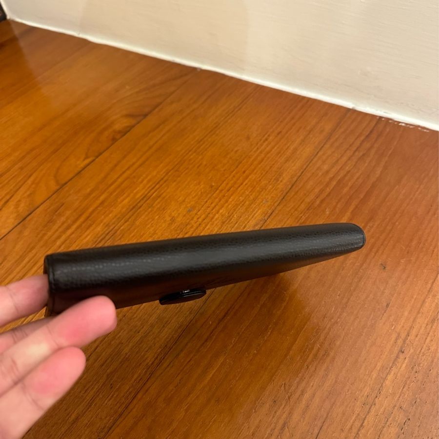 CHANEL 黑皮革絕版釦式長夾-6