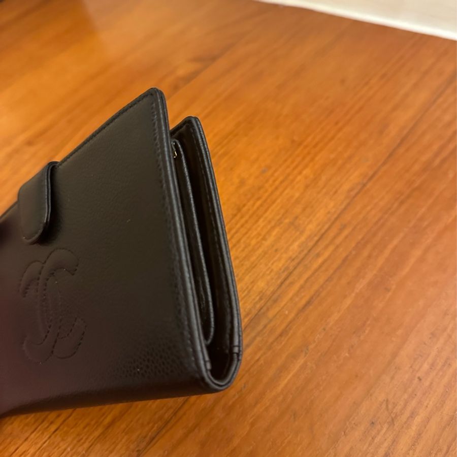 CHANEL 黑皮革絕版釦式長夾-19