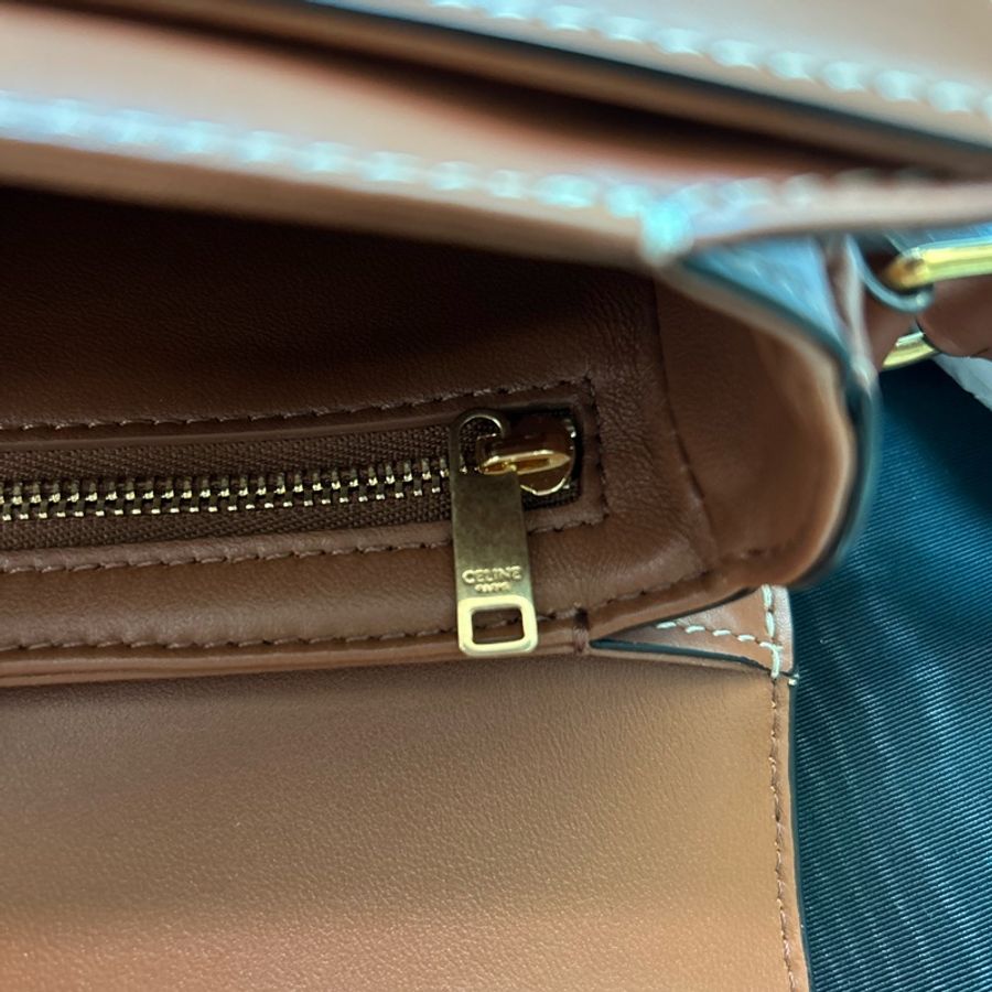 Celine Triomphe Teen Besace With Border (Tan color)-12