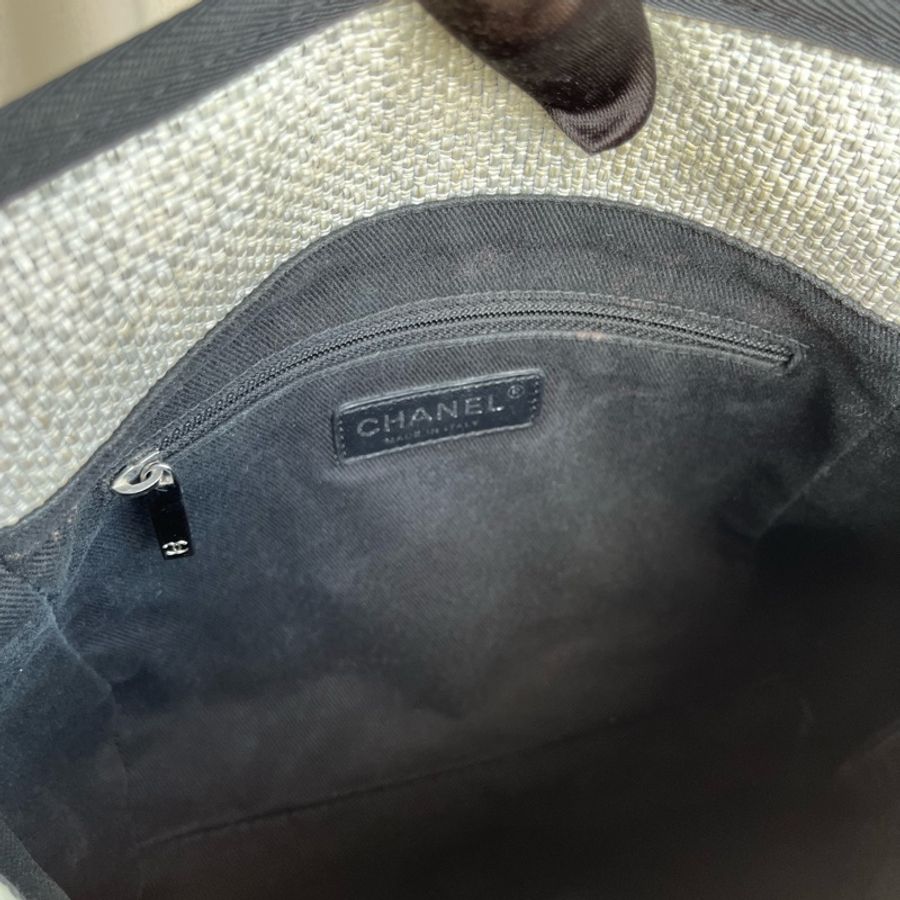 (極稀有)Chanel 香奈兒 31 RUE CAMBON 沙灘包 斜背包 單肩包 腋下包 多種背法🥰-12