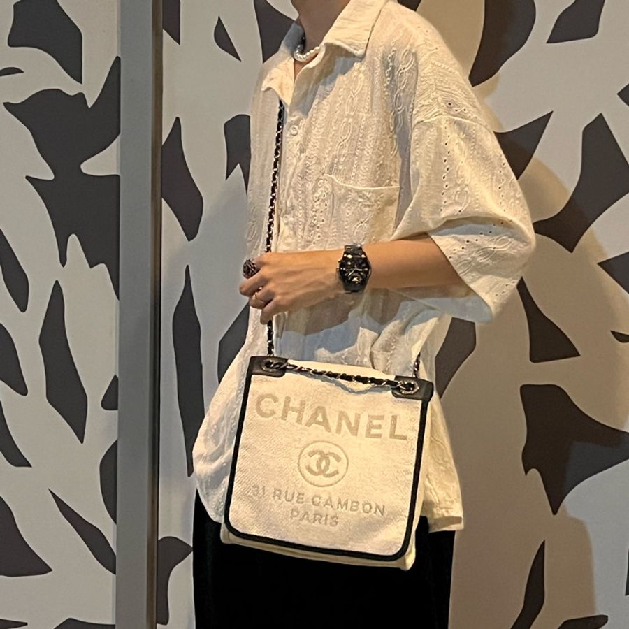 (極稀有)Chanel 香奈兒 31 RUE CAMBON 沙灘包 斜背包 單肩包 腋下包 多種背法🥰-1