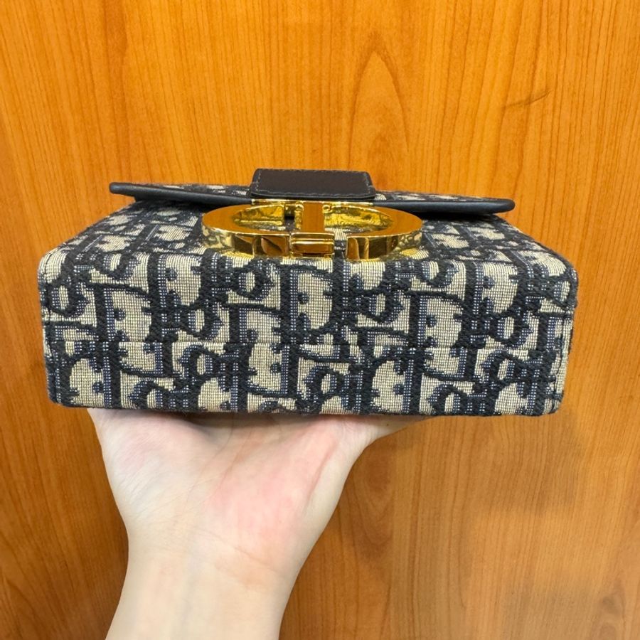 Dior Mini Montaigne老花蒙田小方盒-8