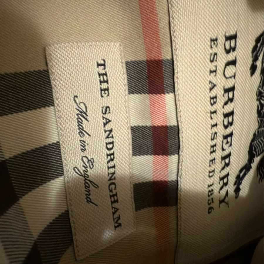 「版型絕版」顯身Burberry The Sandringham 中長版風衣外套(卡其色)-13
