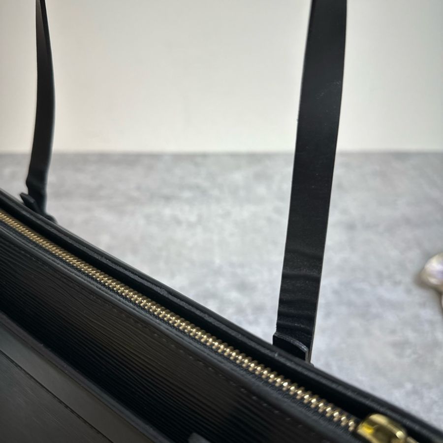 LV 水波紋系列托特包 黑色-20
