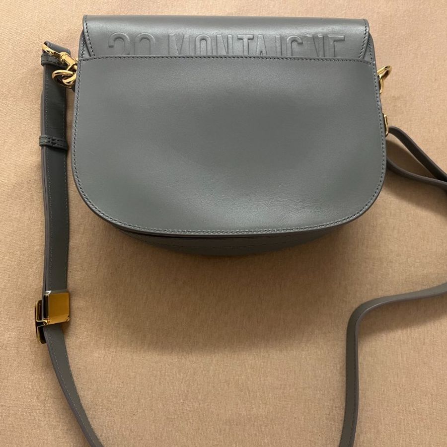 Dior Bobby 中號 霧霾藍-1