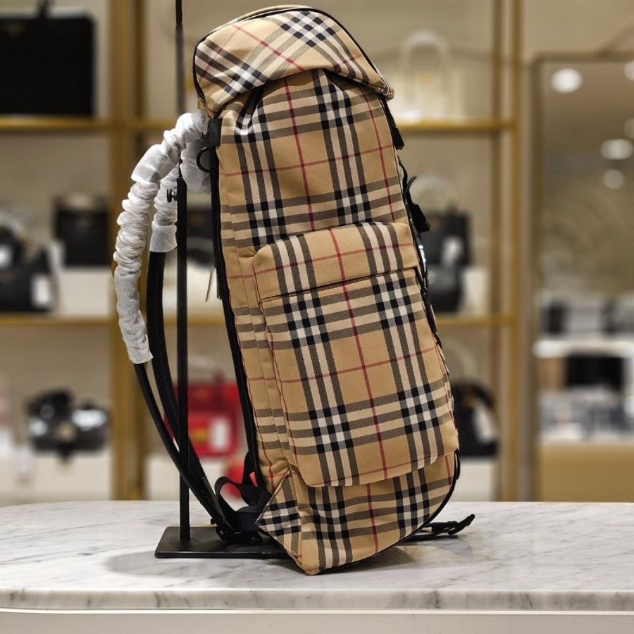 Burberry 80701191 Murray 格紋尼龍後背包【促銷品】-2