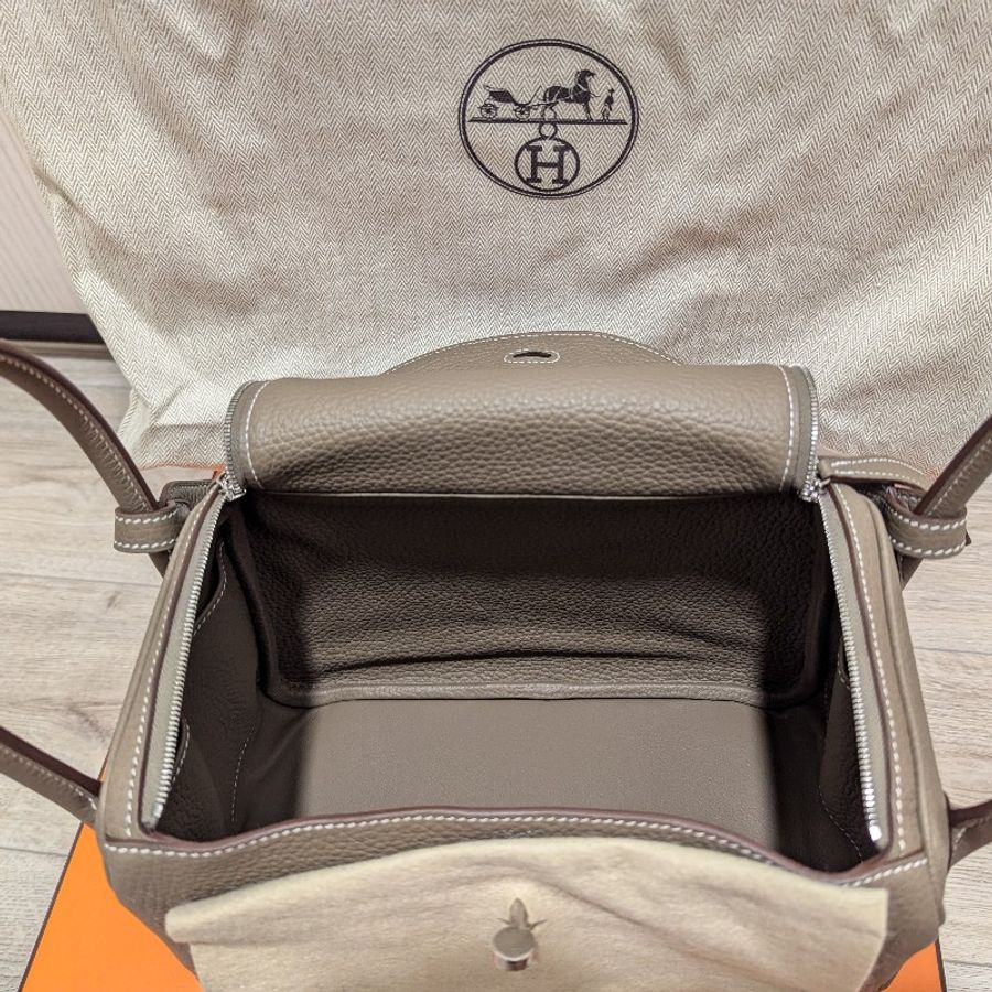 Hermes lindy 26 大象灰銀扣 W刻-5