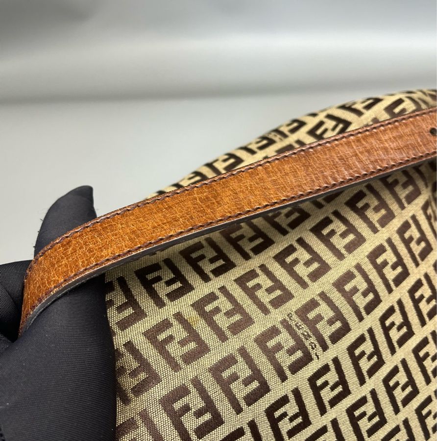 🏷️ Fendi 媽媽包-13