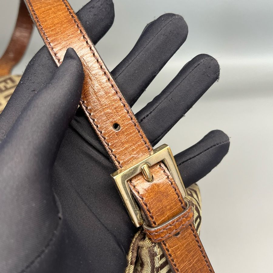 🏷️ Fendi 媽媽包-14