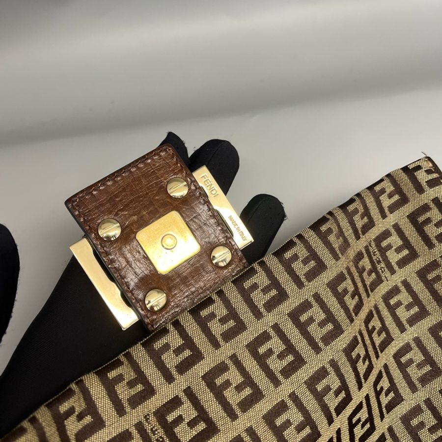 🏷️ Fendi 媽媽包-15