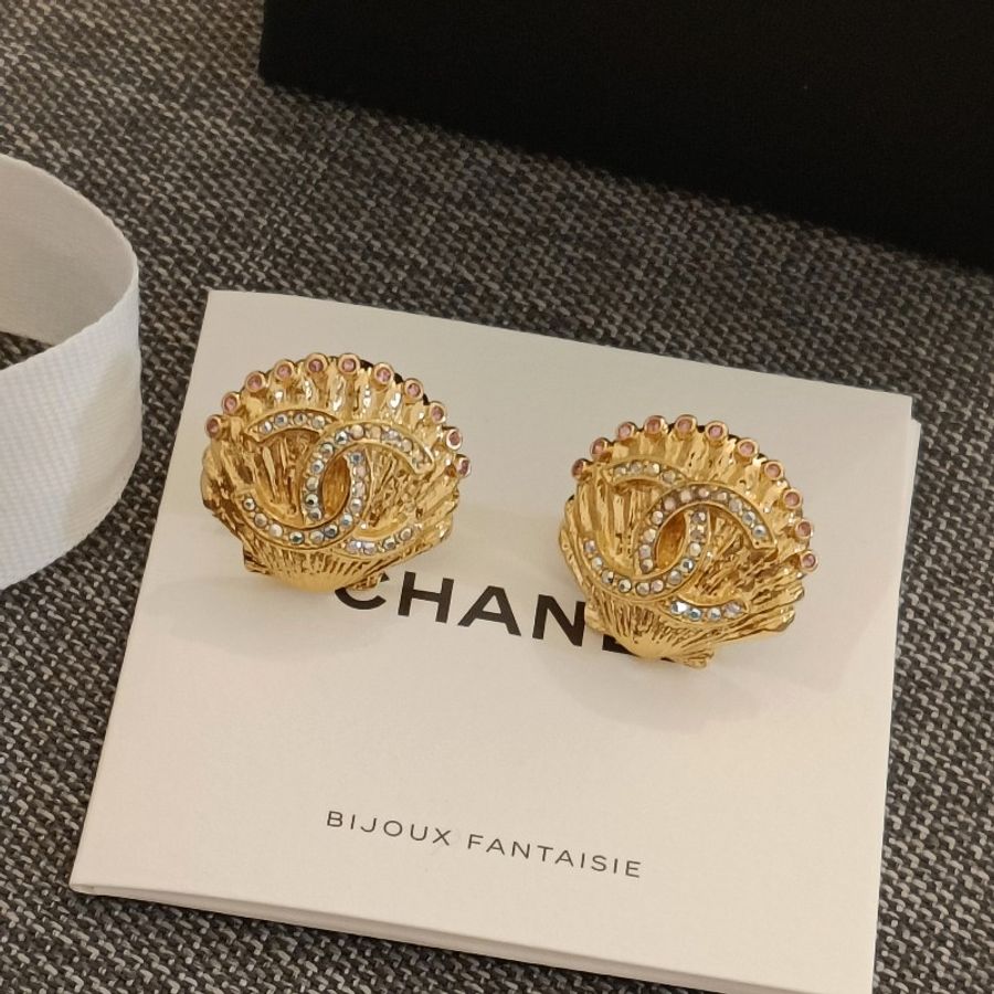 Chanel 香奈兒 金色 貝殼造型 雙C logo 鑽 耳針 耳環-5