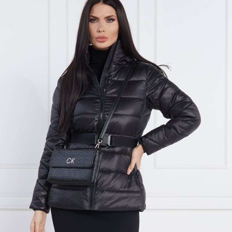 【極新】稀有款 Calvin Klein,CK LOGO壓紋雙層斜背包,肩背包,隨身包,手拿包,女包,逛街包,二手真品,正品,現貨-24