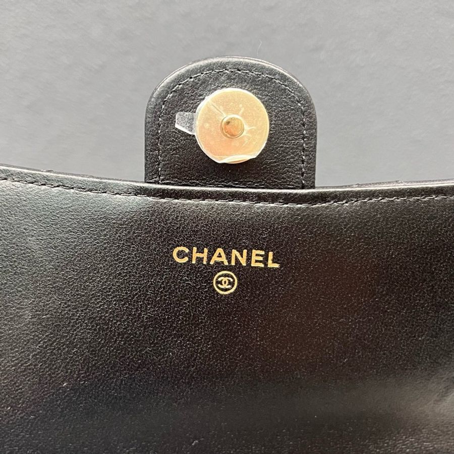 Chanel 24p 黑金羊皮mini handle cf woc手柄款-8