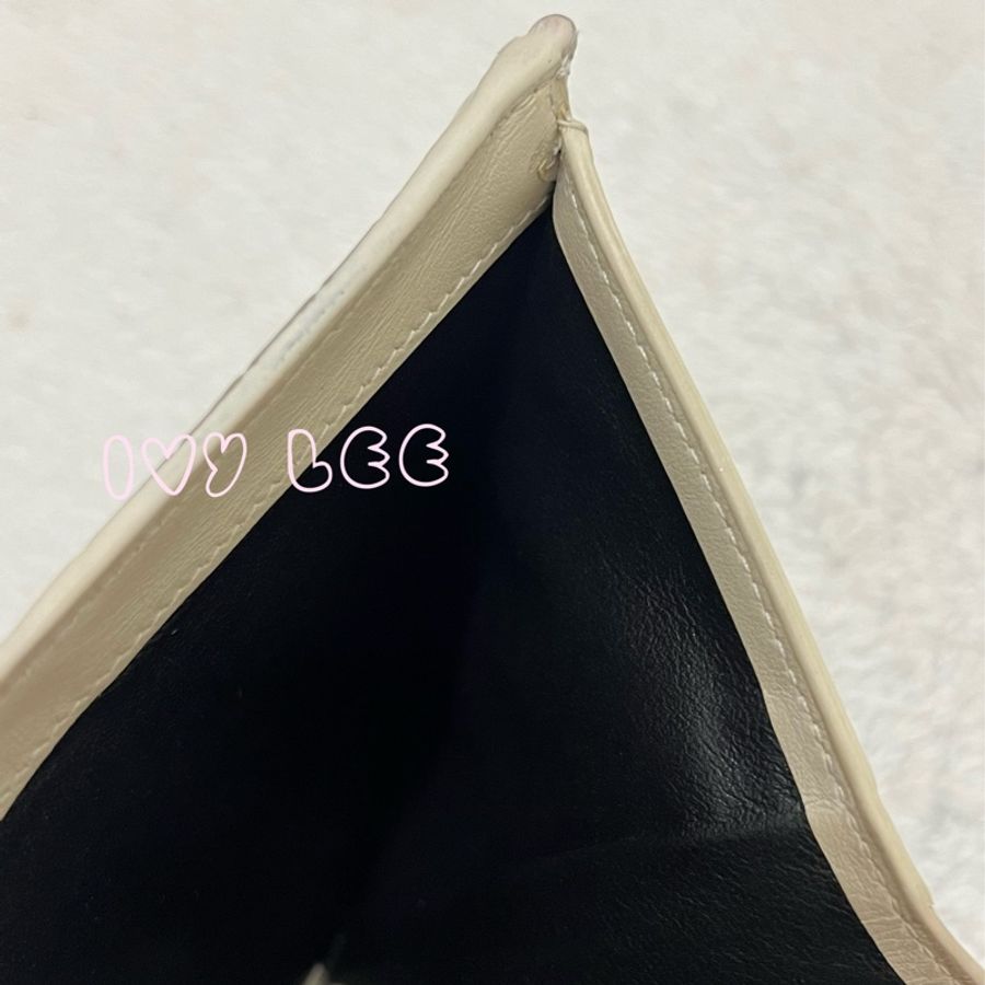 SAINT LAURENT 閃亮小牛皮鱷魚壓紋 Monogram Uptown 皮夾 白色復古短夾582296 二手精品-6