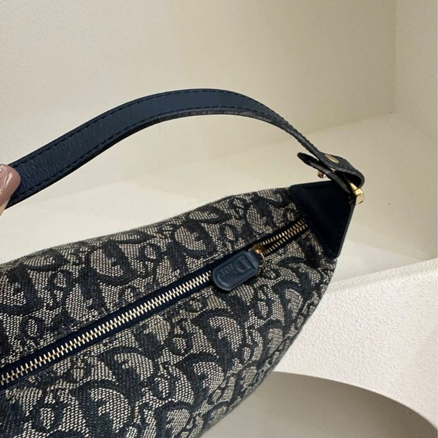 Dior Vintage 黑色老花便當包/遛狗包-9