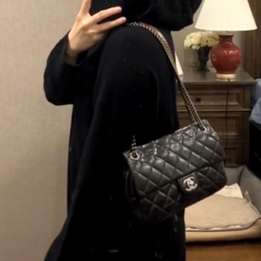 稀有限量款Chanel 油蠟牛皮easy coco cf黑銀 拉鍊 25cm-4