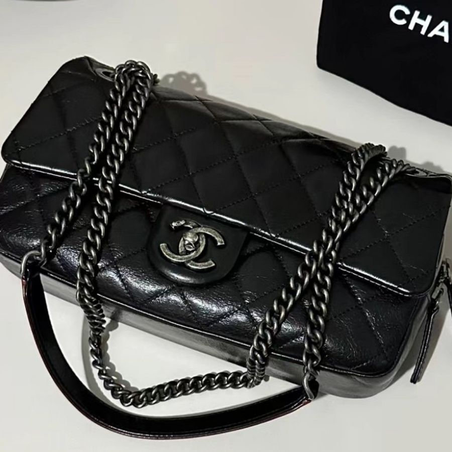 稀有限量款Chanel 油蠟牛皮easy coco cf黑銀 拉鍊 25cm-8