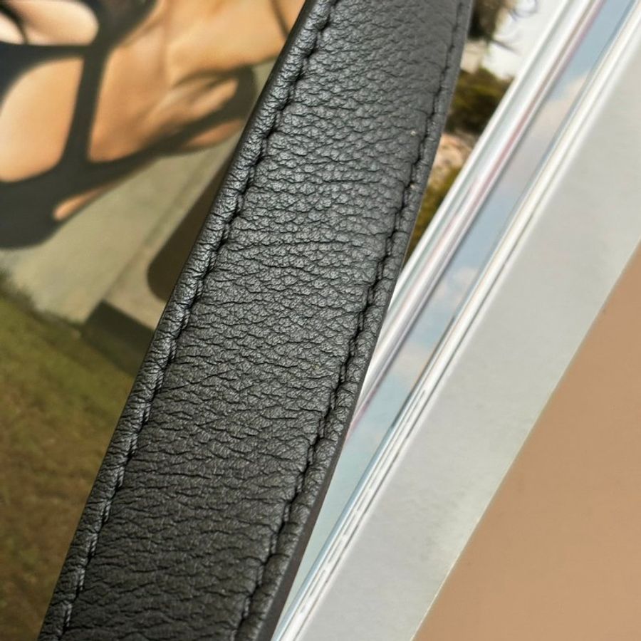 ::LOUIS VUITTON:: M82544 Alpha 可穿戴式錢包 黑色壓紋側背包-16