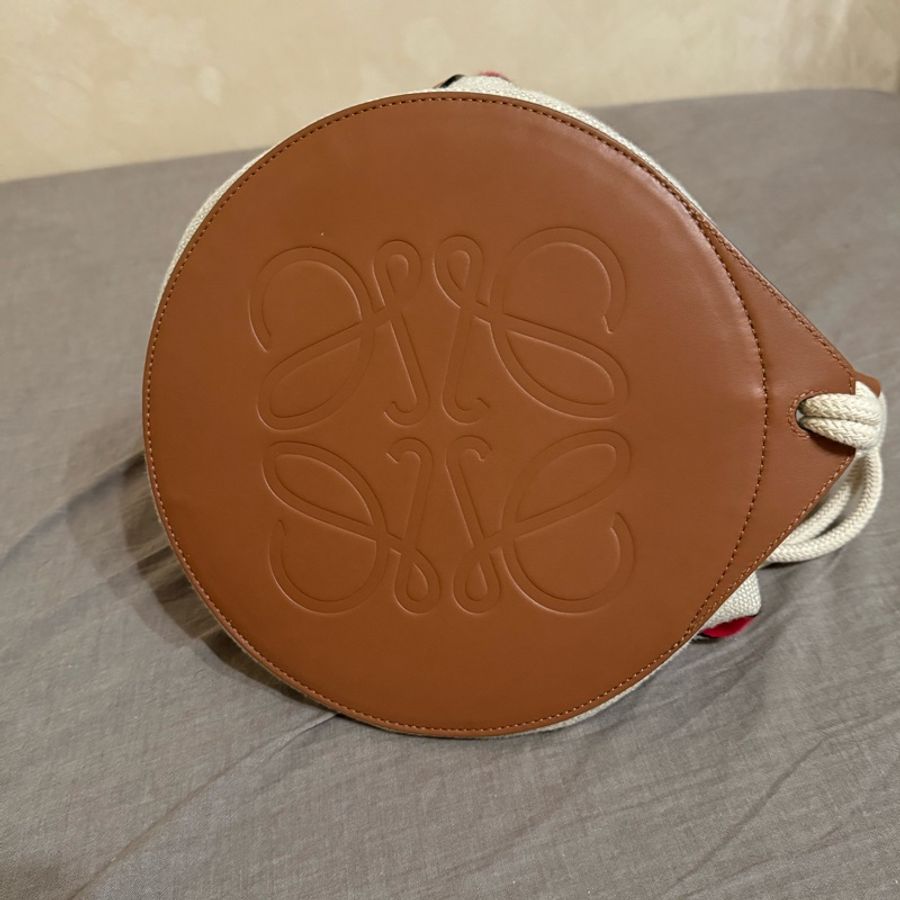 LOEWE 2022 paula's ibiza 緹花水桶包-7