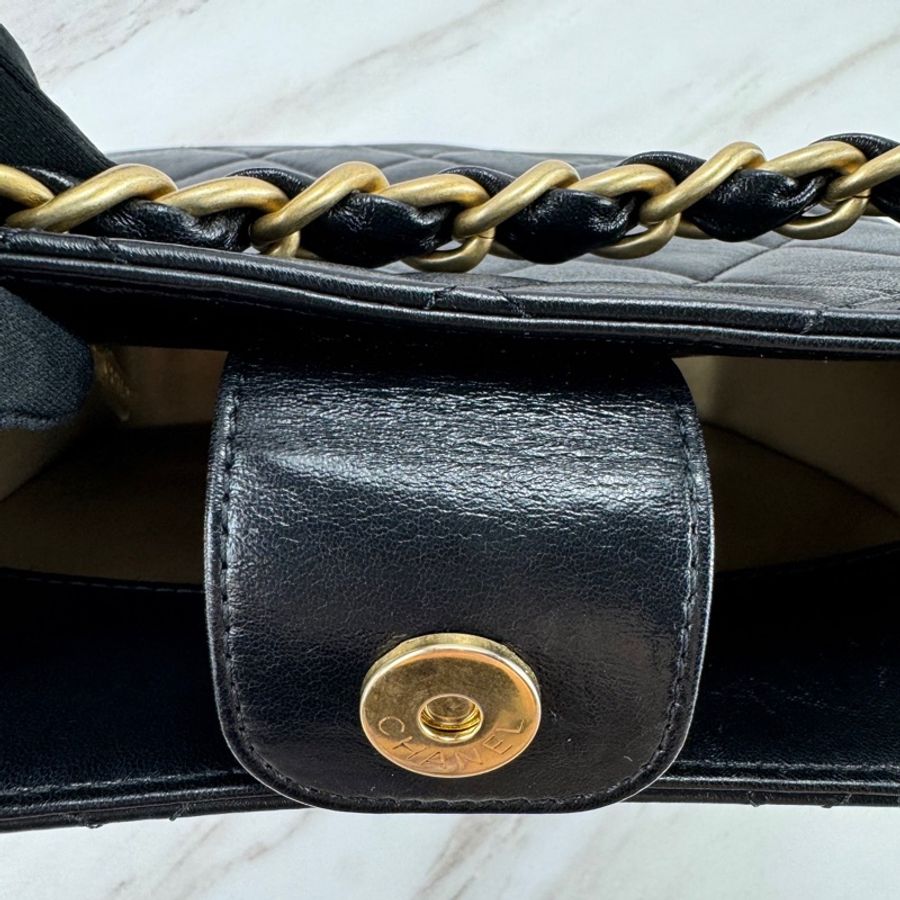 Chanel 24s 黑金 hobo bag 單肩包/腋下包-20