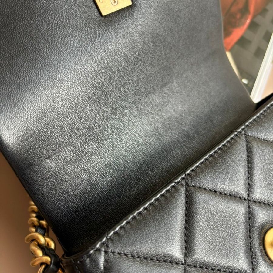 ::CHANEL:: AS2733 側邊立體字母 黑菱格 方形口蓋鏈包-12