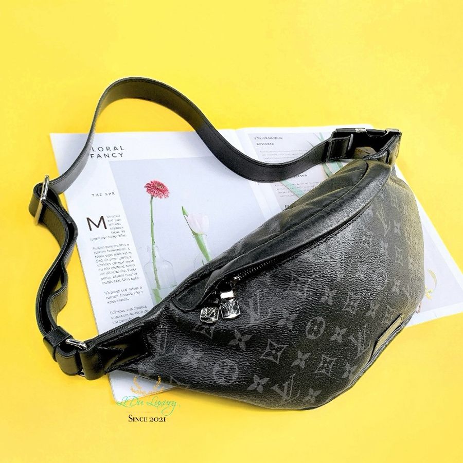 Louis Vuitton LV M46035 Discovery PM 黑灰字紋腰包-3