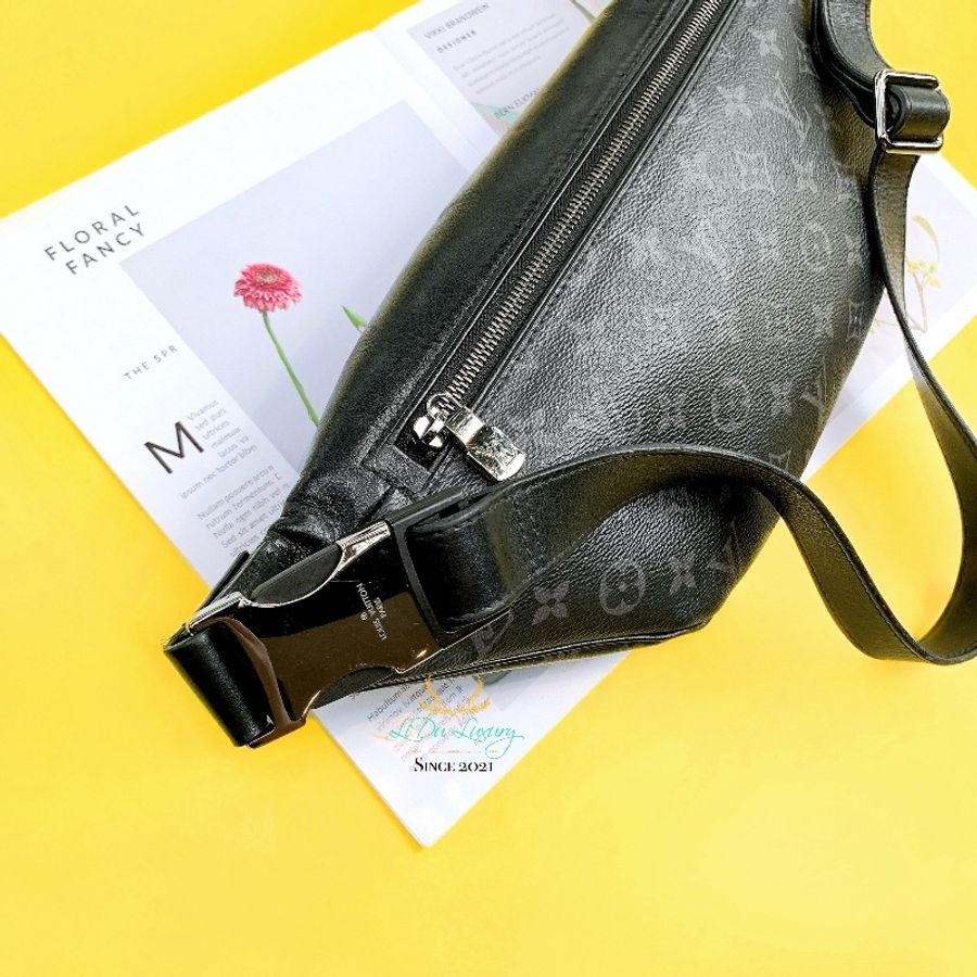 Louis Vuitton LV M46035 Discovery PM 黑灰字紋腰包-7