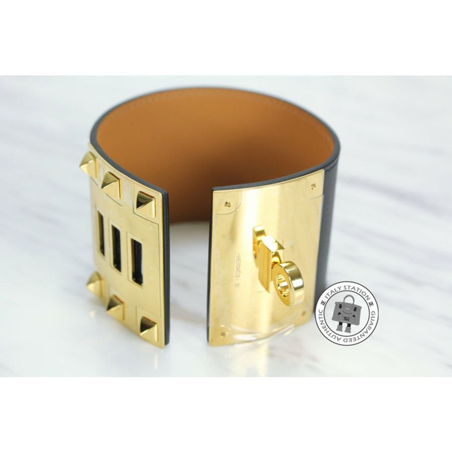 Hermes 066137 Kelly Dog Extreme (size S) Black / CC89 Chamonix 2.25" Diameter Bracelet Ghw-3