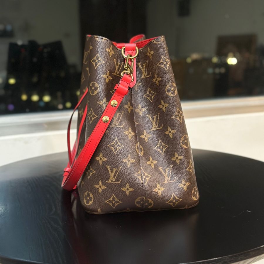 Lv NeoNoe 紅水桶肩背包❤️9新閒置品釋出🔥-9