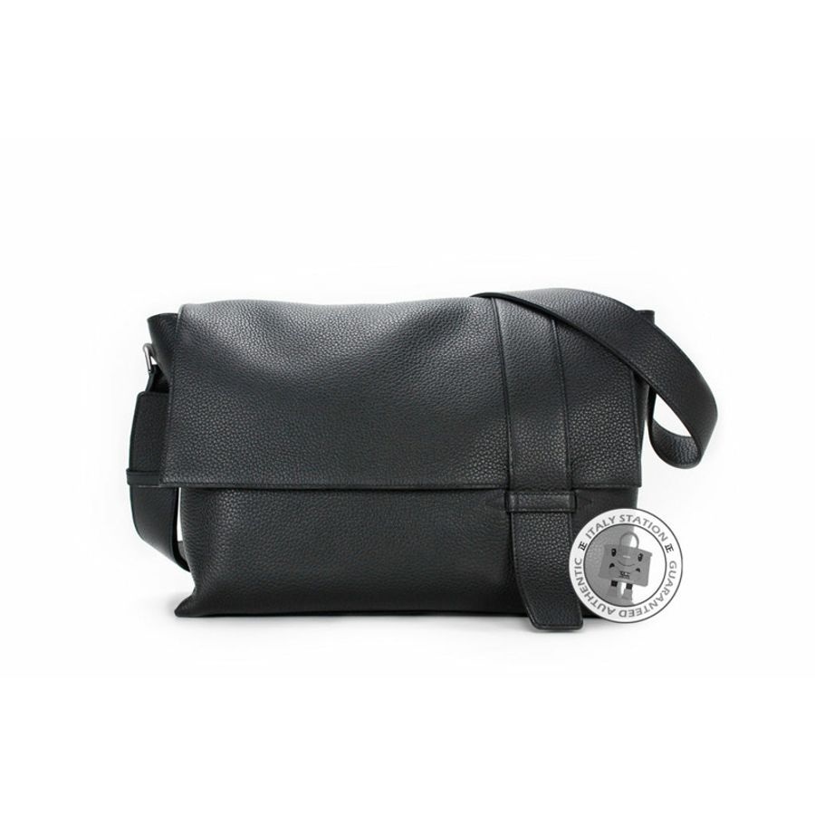Hermes Alfred Black / CK89 Taurillon Clemence Messenger Bags Phw-0