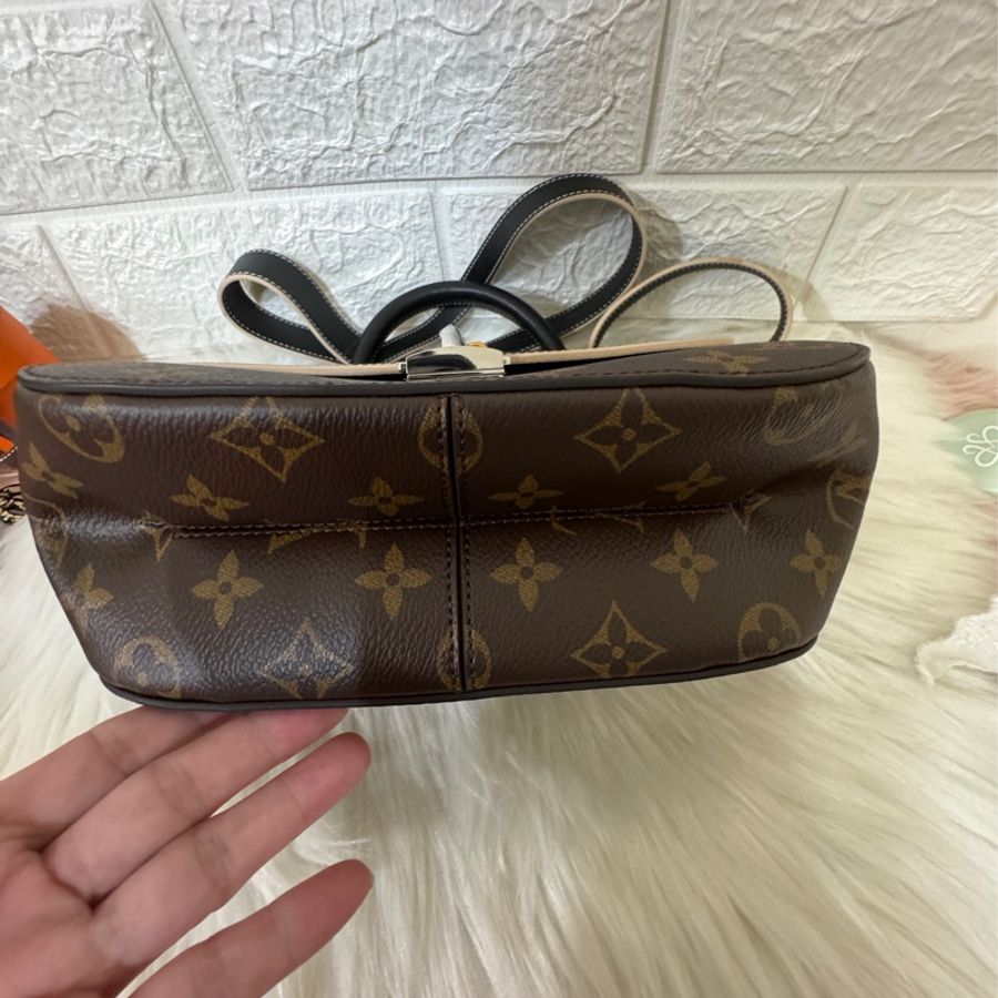 LV CHAINIT 限量走秀款 老花拼黑色 鎖頭包-4
