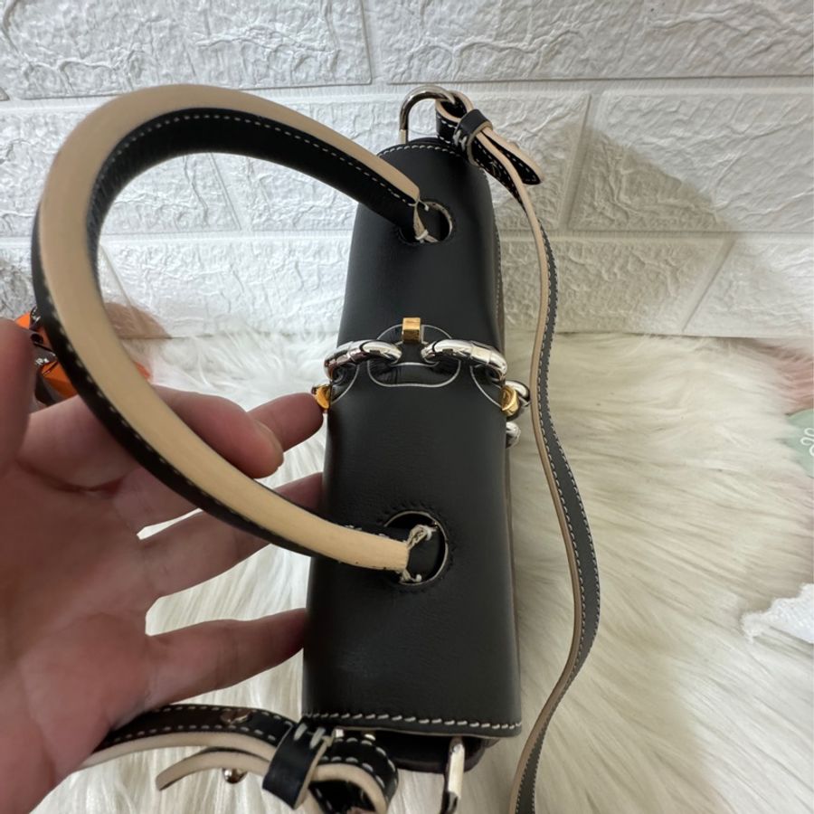 LV CHAINIT 限量走秀款 老花拼黑色 鎖頭包-9