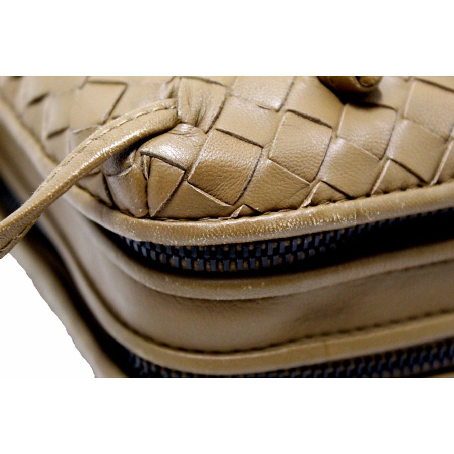 Bottega Veneta Brown Woven Lambskin Leather Medium Loop Camera Bag-4