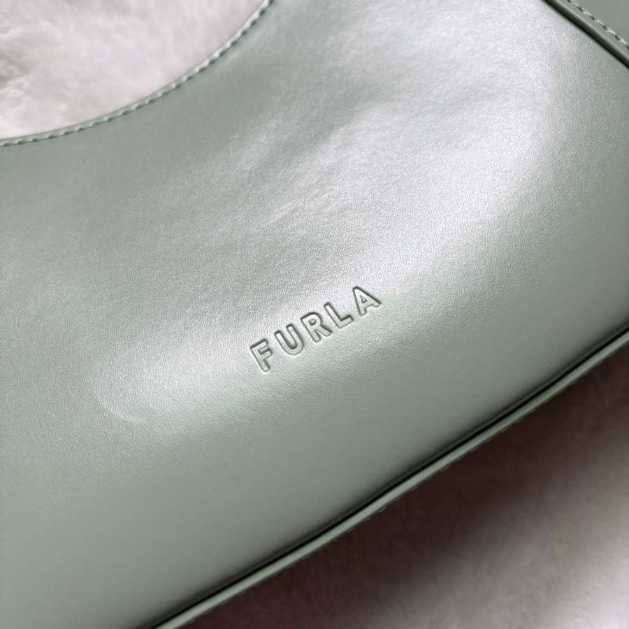 FURLA 芙拉 DIAMANTE 迷你肩背包 腋下包 牛油果綠 牛皮 真皮包包 肩背包(綠色)-3