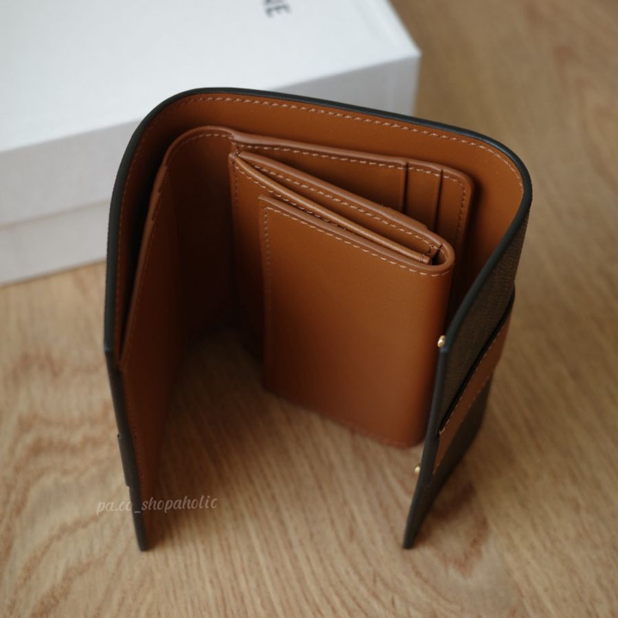 Celine   老花三折短夾 Small Trifold Wallet Triomphe 皮夾-2