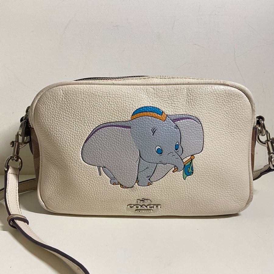COACH x Disney 91118 迪士尼聯名款小飛象相機包-13