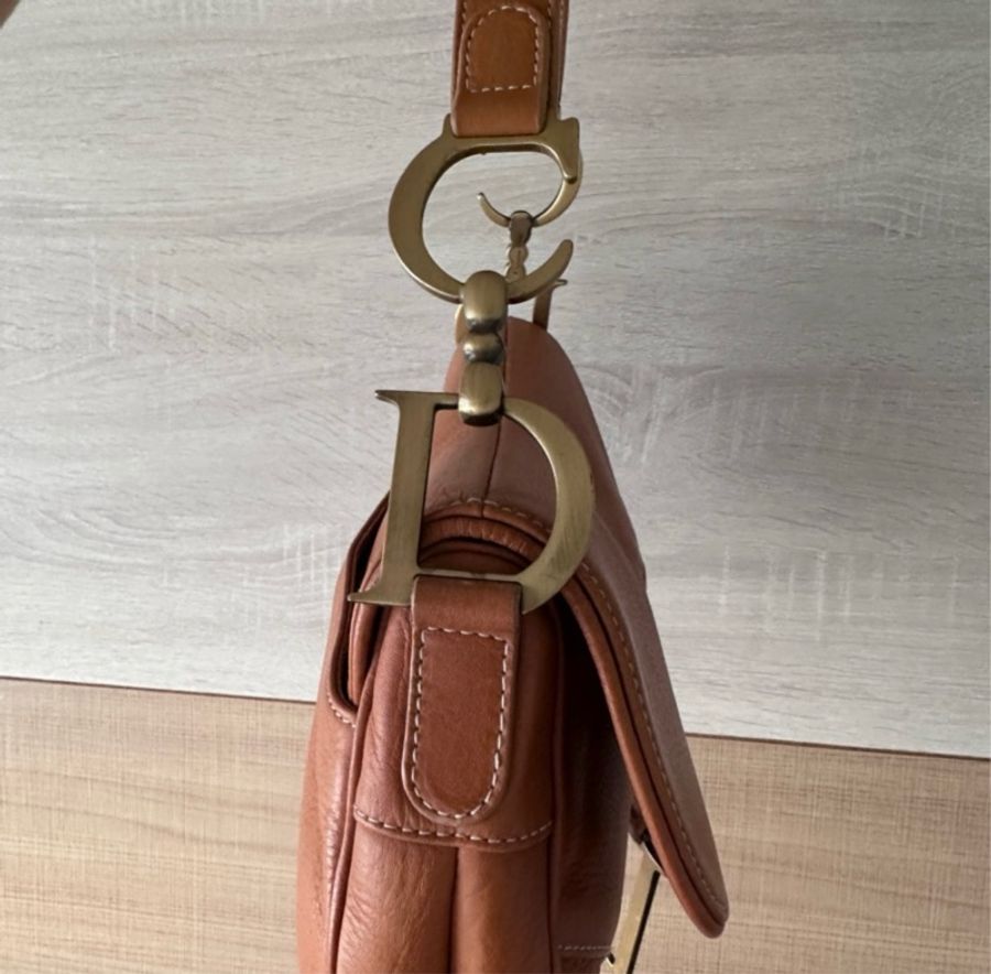 Dior 粒面小牛皮焦糖色馬鞍包-4