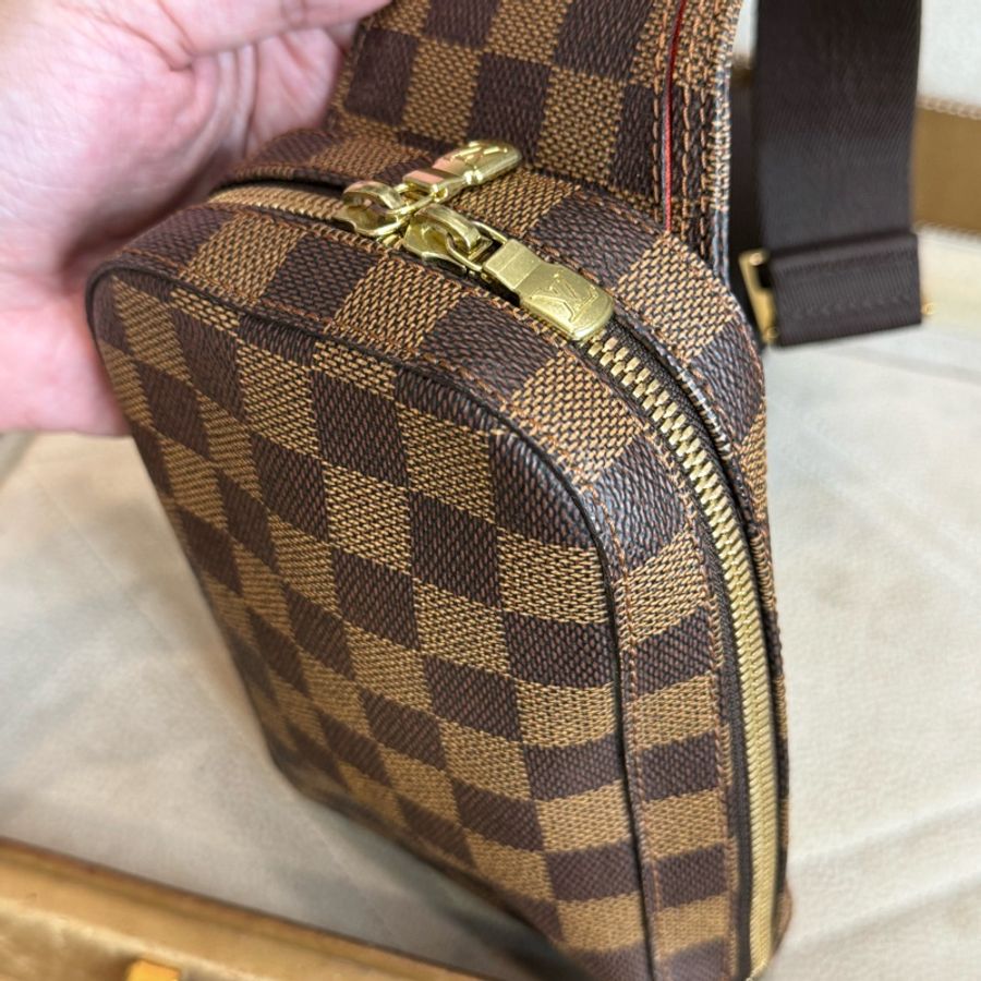 上架作業中 Louis Vuitton Damier棋盤方塊胸口腰包/胸口包🤎超棒貨色-6