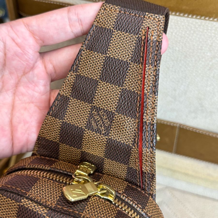 上架作業中 Louis Vuitton Damier棋盤方塊胸口腰包/胸口包🤎超棒貨色-10