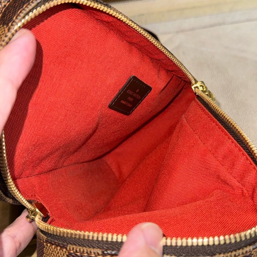 上架作業中 Louis Vuitton Damier棋盤方塊胸口腰包/胸口包🤎超棒貨色-15