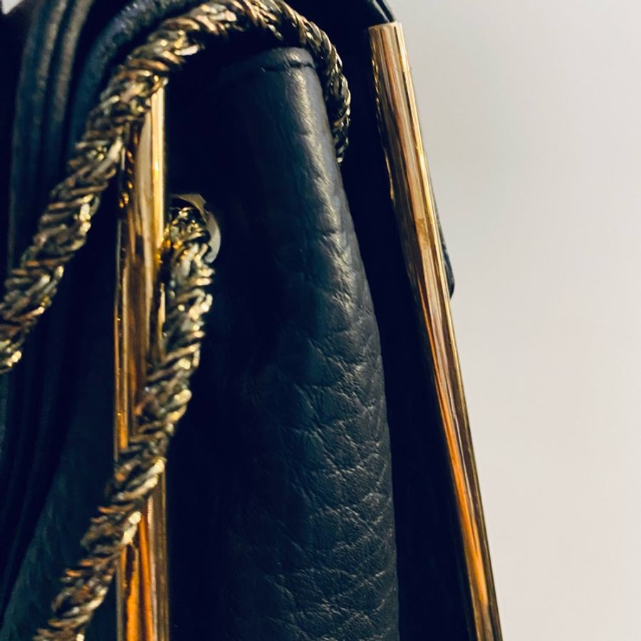限時❤️大特價 年終出清 $$$ Chloe 有型 黑色大方包 金邊框-4