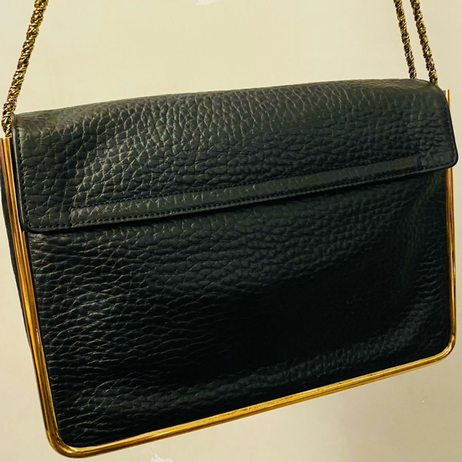 限時❤️大特價 年終出清 $$$ Chloe 有型 黑色大方包 金邊框-10