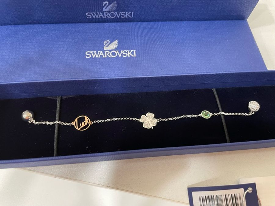 SWAROVSKI 施華洛世奇Remix 四葉草lucky手鍊 磁扣式手鍊5365755-5