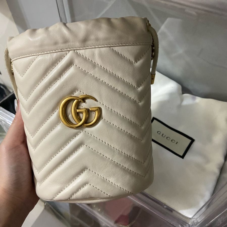 Gucci米白水桶包-0